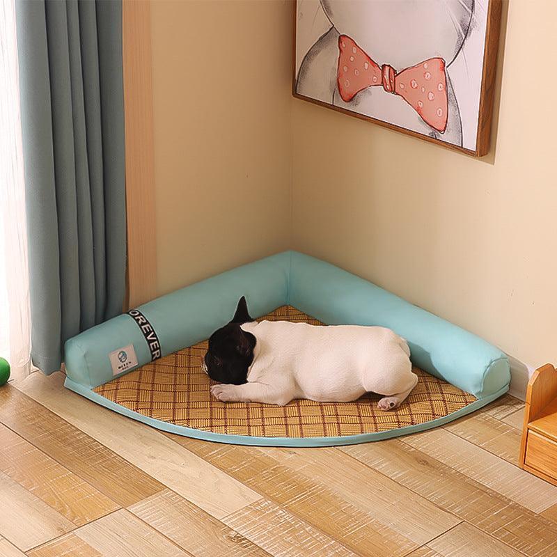 Cool Breeze Pet Oasis — Faux Suede Triangle Nest Mat for Cats & Dogs